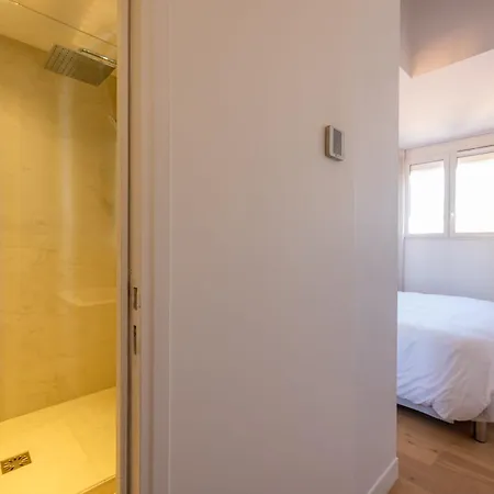 2 Bedroom Sea View Penthouse Near La Croisette Miami Penthouse Appartement *